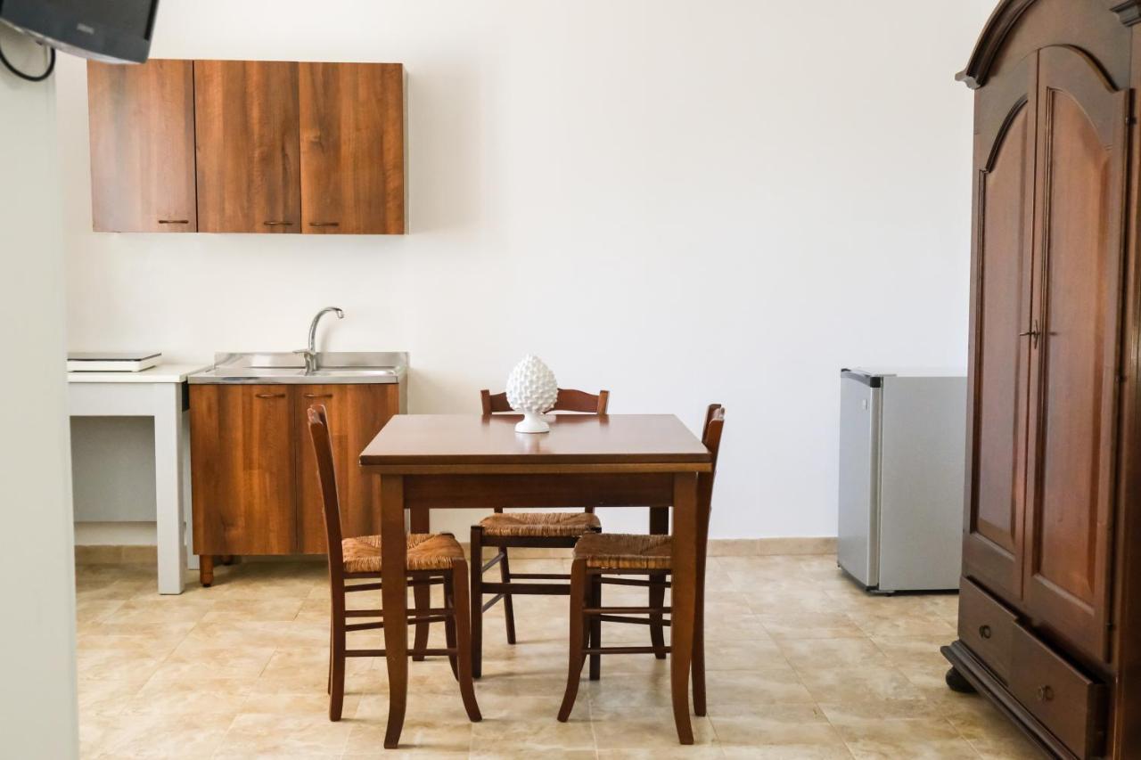Terra D'Otranto Bed & Breakfast อุจจาโน ลาเคียซา ภายนอก รูปภาพ