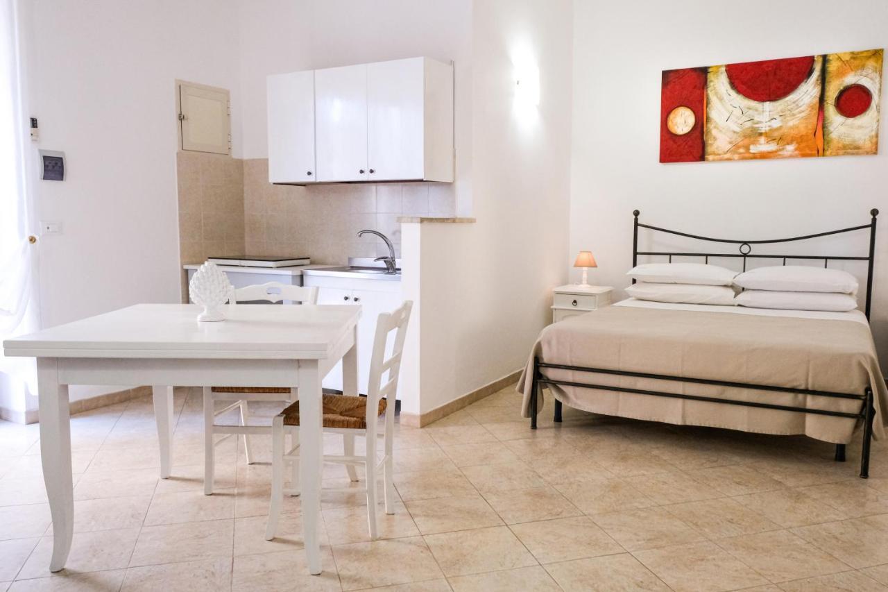 Terra D'Otranto Bed & Breakfast อุจจาโน ลาเคียซา ภายนอก รูปภาพ