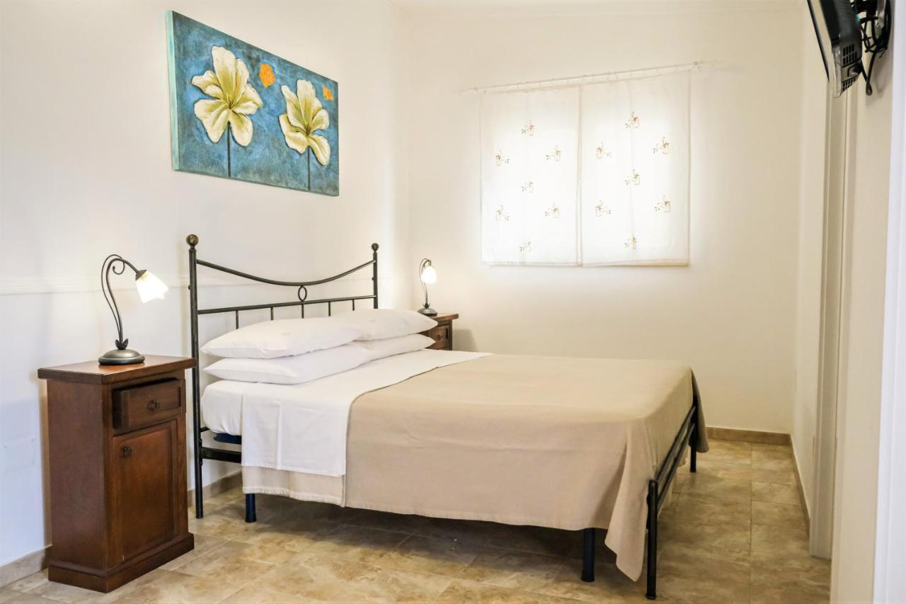 Terra D'Otranto Bed & Breakfast อุจจาโน ลาเคียซา ภายนอก รูปภาพ