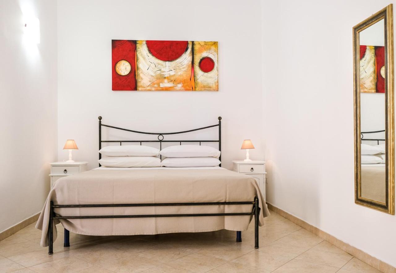 Terra D'Otranto Bed & Breakfast อุจจาโน ลาเคียซา ภายนอก รูปภาพ
