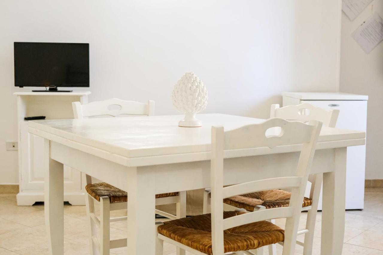 Terra D'Otranto Bed & Breakfast อุจจาโน ลาเคียซา ภายนอก รูปภาพ