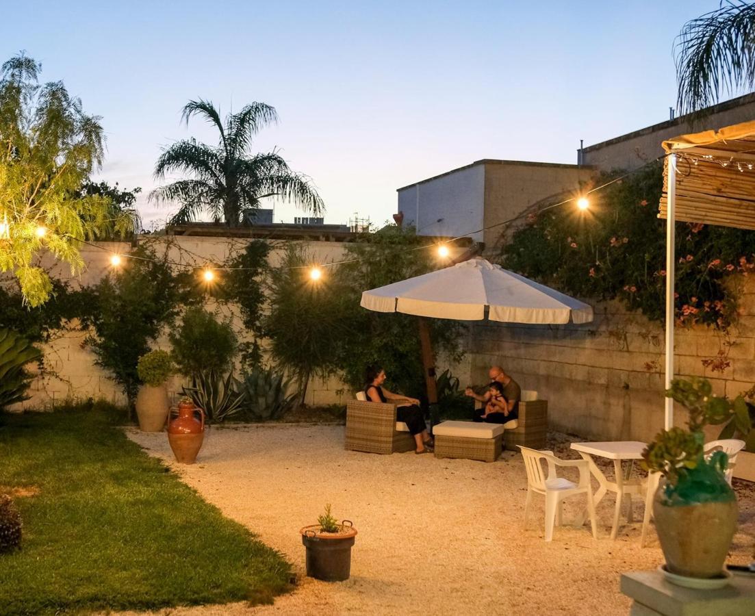 Terra D'Otranto Bed & Breakfast อุจจาโน ลาเคียซา ภายนอก รูปภาพ