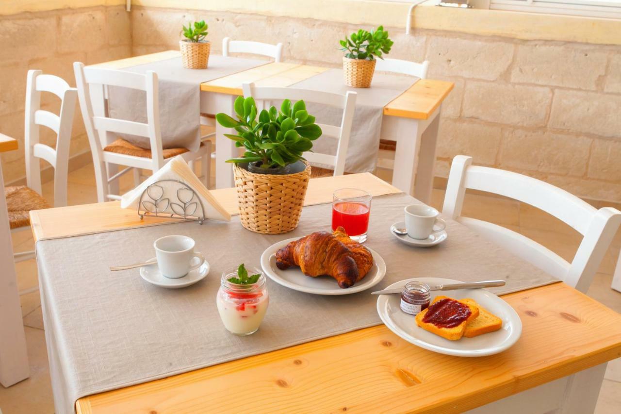 Terra D'Otranto Bed & Breakfast อุจจาโน ลาเคียซา ภายนอก รูปภาพ