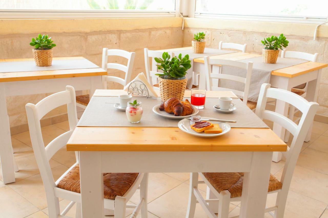 Terra D'Otranto Bed & Breakfast อุจจาโน ลาเคียซา ภายนอก รูปภาพ